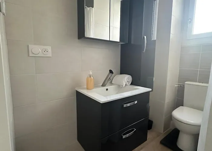 Apartment Curie - Neuf Clim & Parking Avec Exterieur *